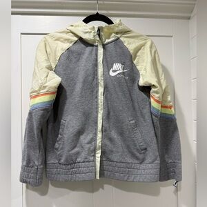 Nike Big Girls Sportswear Heritage Full Zip Jacket